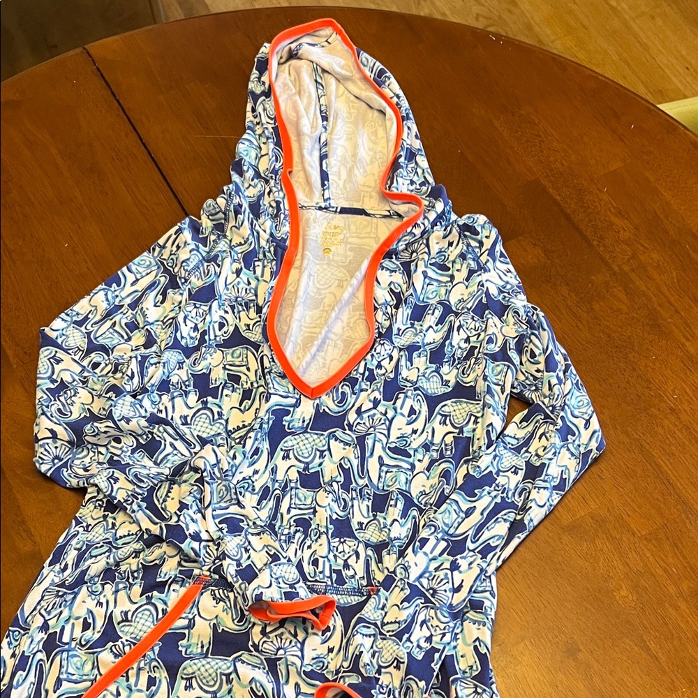 Lilly Pulitzer Blue Elephant Print pull over beach/ pool cover up